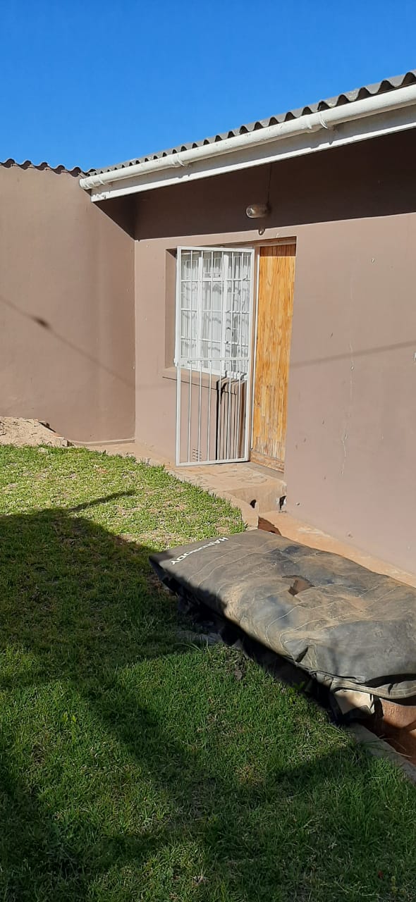 2 Bedroom Property for Sale in Uniondale Western Cape